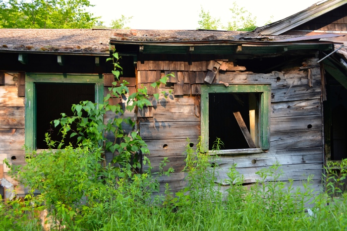 Adirondac abandoned building
